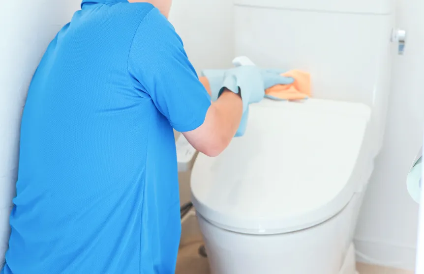 トイレの清掃