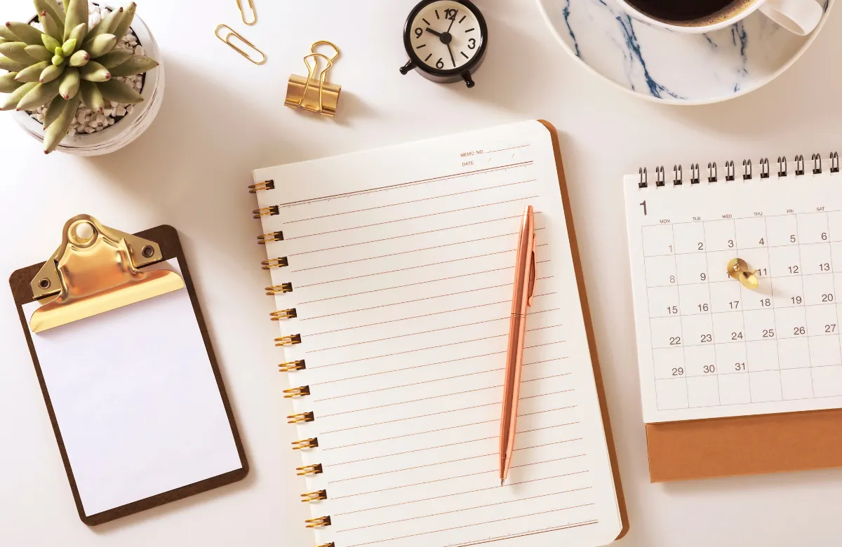 民泊オーナー向け｜繁忙期の価格設定と清掃で収益を最大化する方法