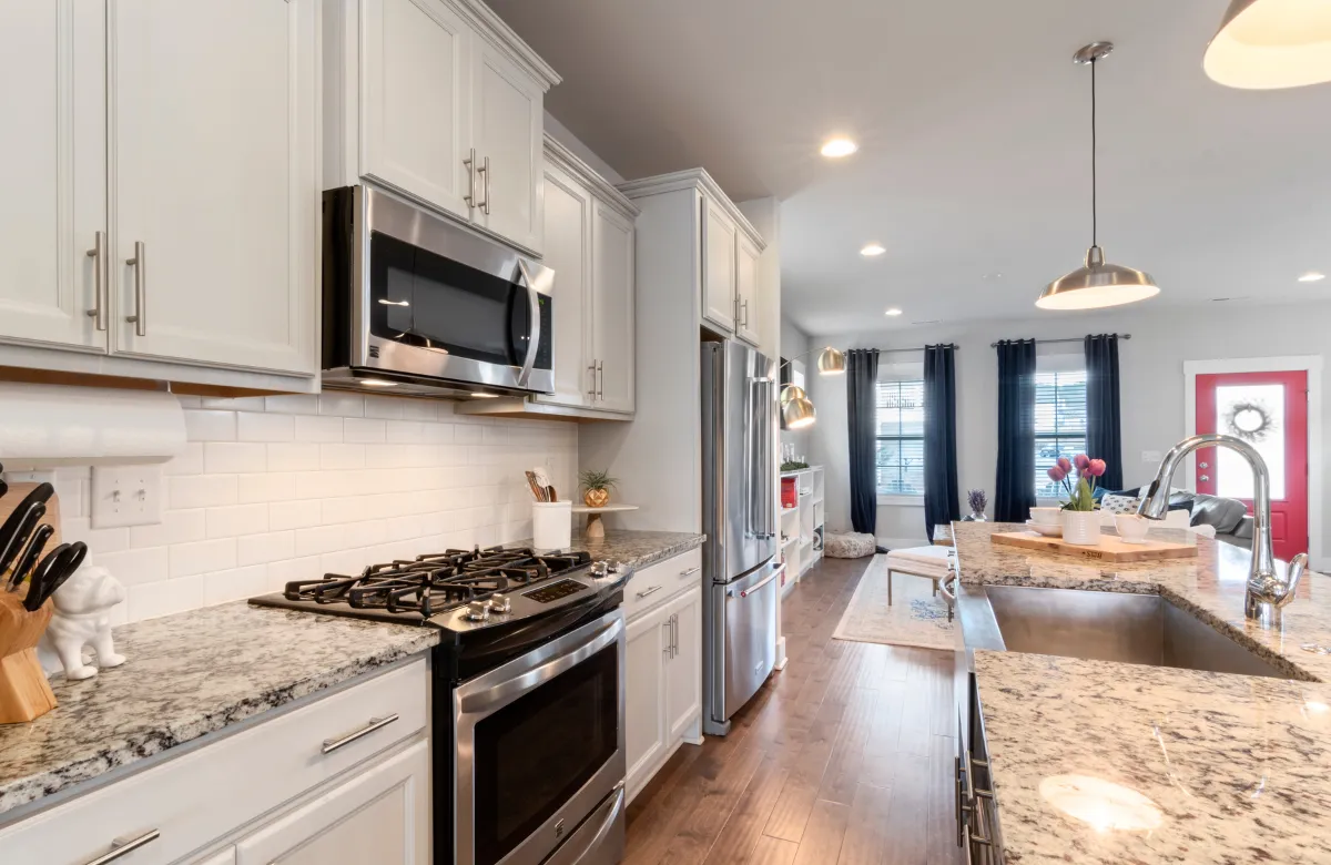 「民泊 清掃 業者 選び方」｜失敗しないためのチェックポイントとコスト削減術